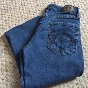 Signature Levi Jeans