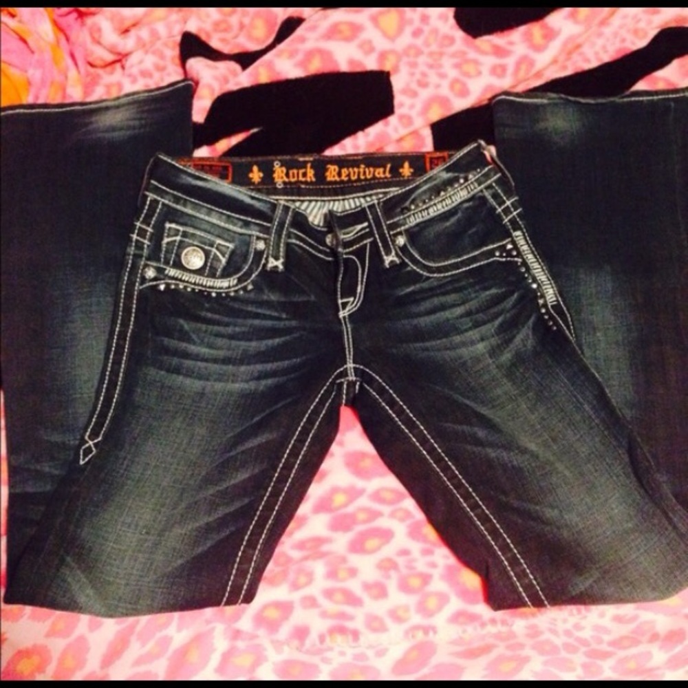 Size 26 rocks