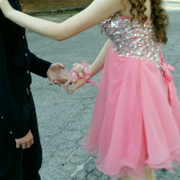 Homecoming or pageant dress - Picture 2 of 2