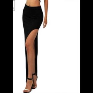 Black maxi with side slit