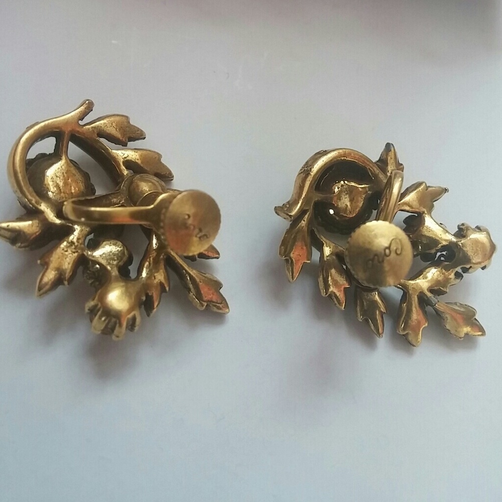 Antique Coro earrings - Picture 3 of 4