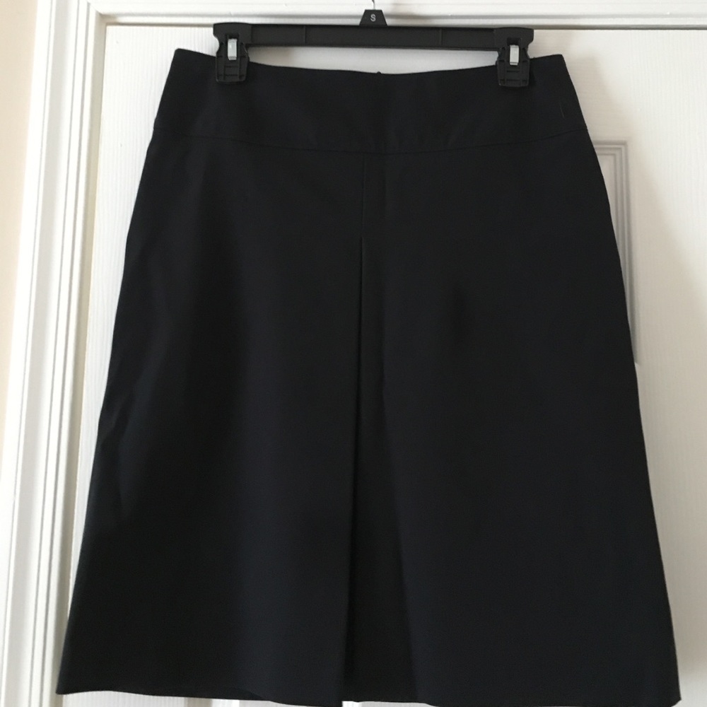 Black skirt
