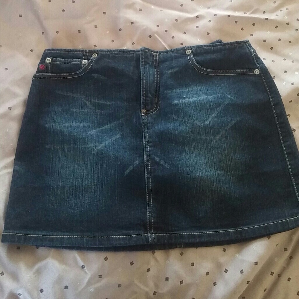 Dark wash denim skirt