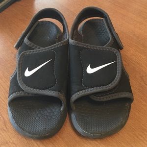 Kids Nike Sandals size 10