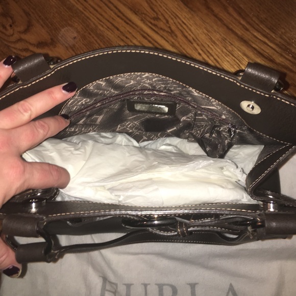 LIKE NEW Brown FURLA bag! Not ONE scratch/crease! - Picture 3 of 5