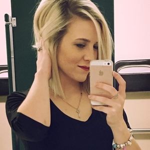 Meet your Posher, Michaela