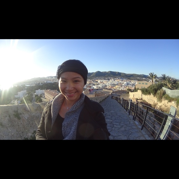 Posh Ambassador 💕 Meet your Posher 💕 - Picture 5 of 8