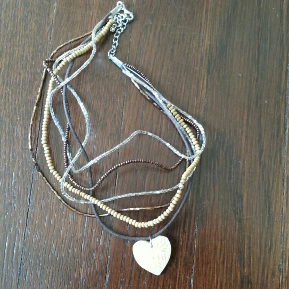 Aeropostale Ivory Heart Beaded Necklace