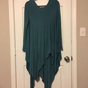 Long sleeved flowy tunic