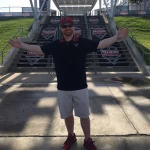 Meet your Posher, Eric