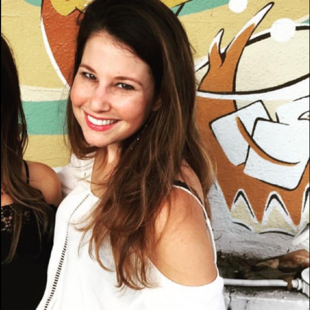Meet your Posher, Lauren