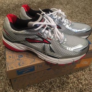 Brooks Men's Adrenaline GTS 11 Running Shoe