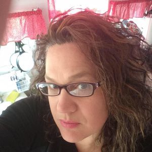 Meet your Posher, Elli