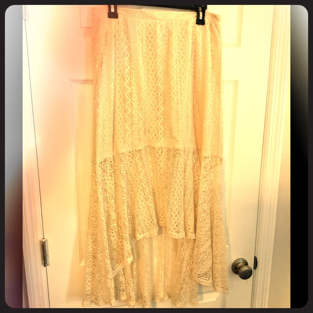 High Low Cream Lace XL Skirt