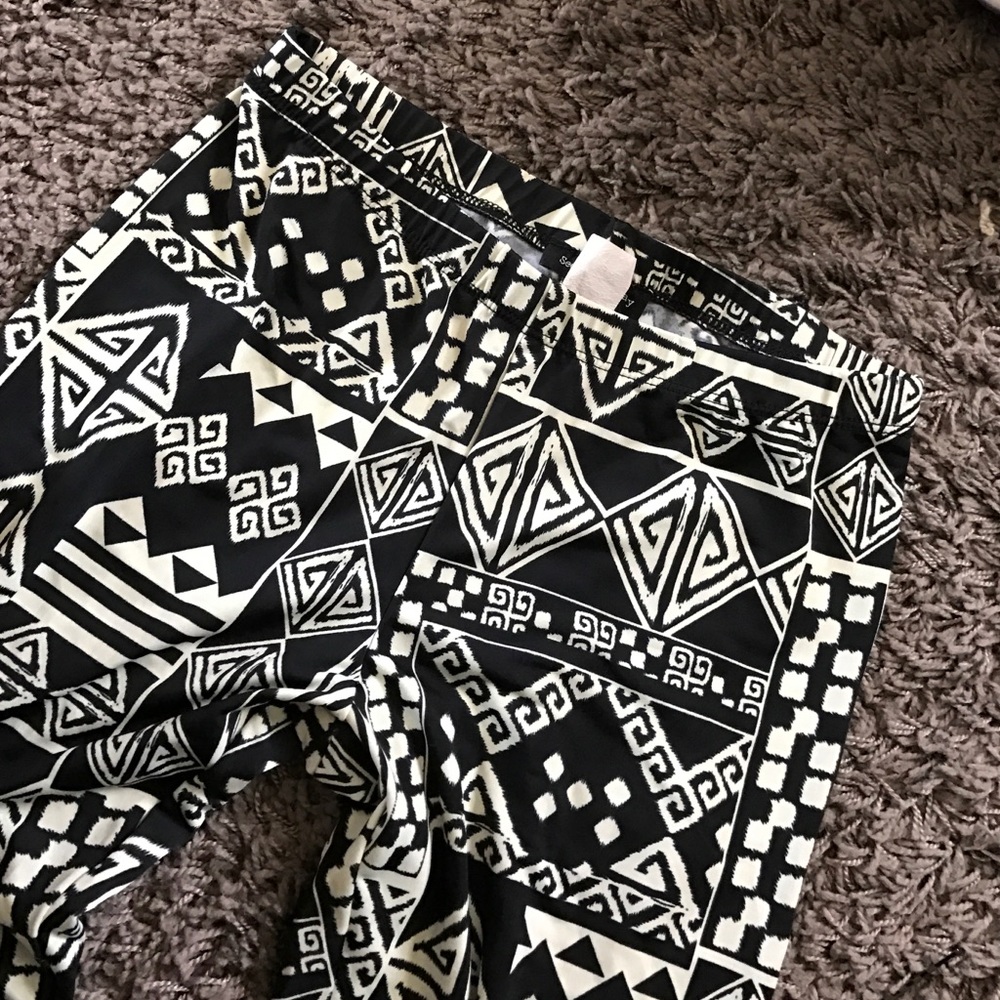 See You Monday Leggings!