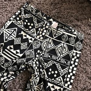 See You Monday Leggings!