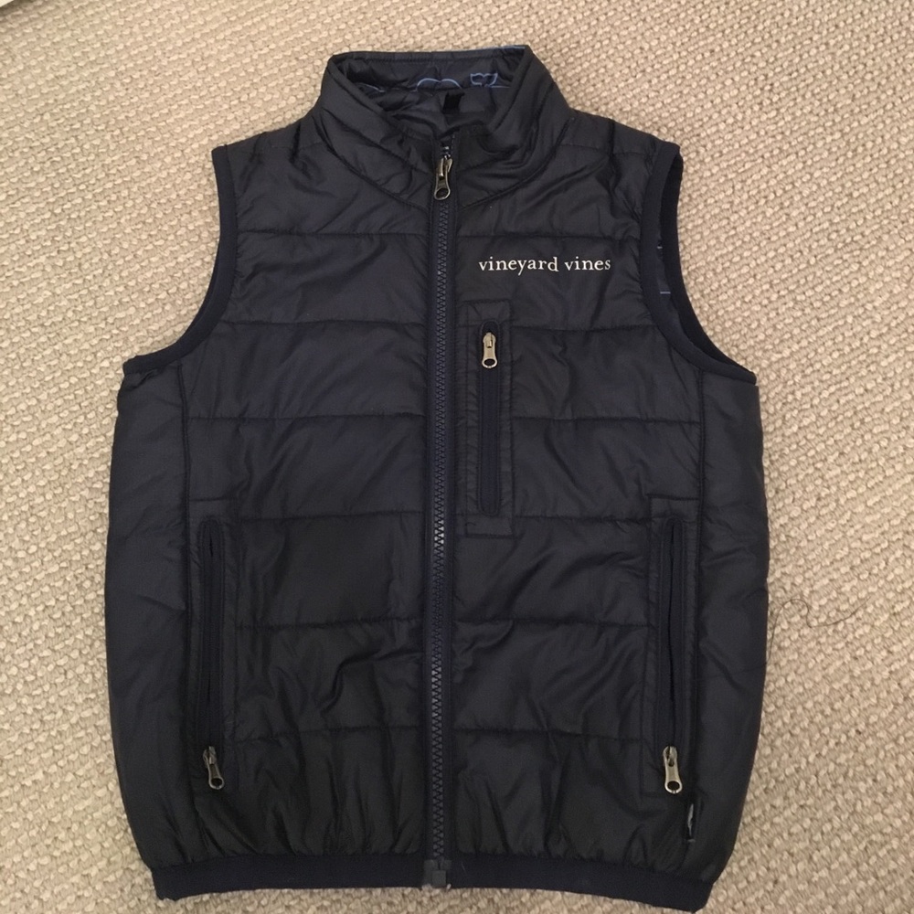 Size 5 boys vineyard vines quilted vest