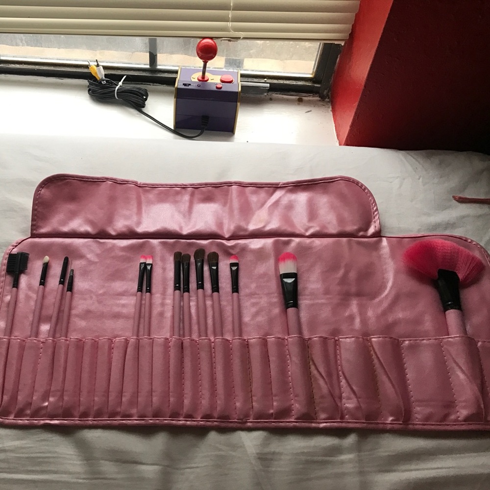 Brush Kit