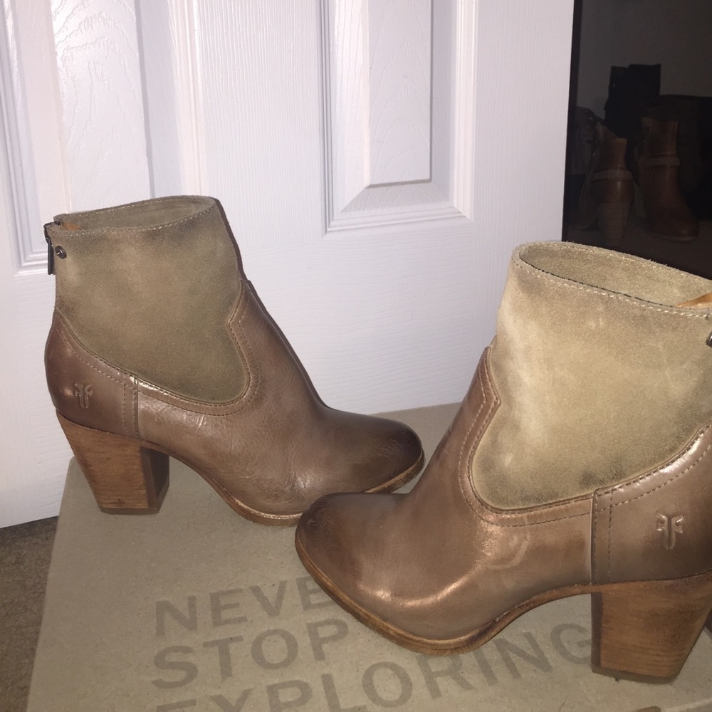 NWOT Frye booties