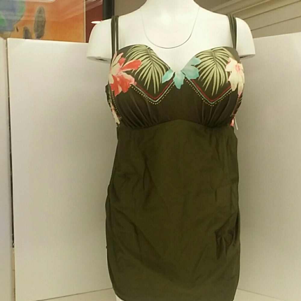 Flowered bathing suit top.    (SS1)