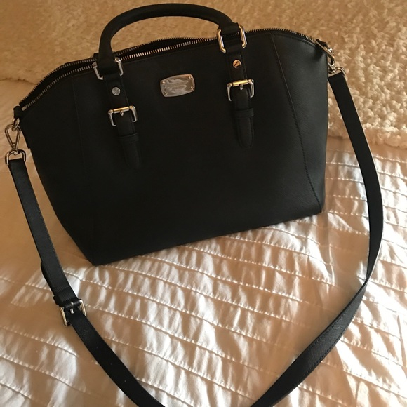Michael Kors Handbags - Michael Kors Black/Silver bag