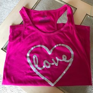 Tank top saying "Love"