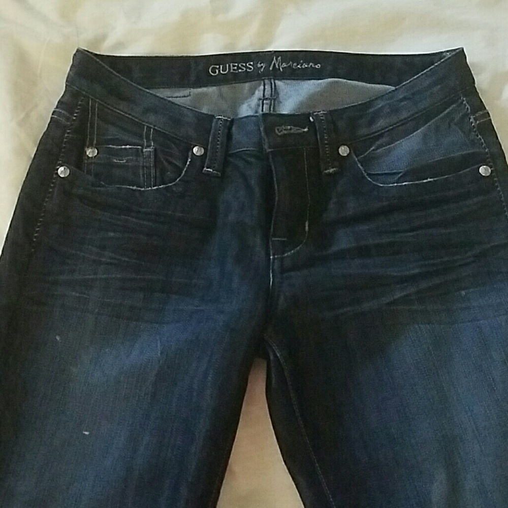 Jeans GUESS by MARCIANO..size 28