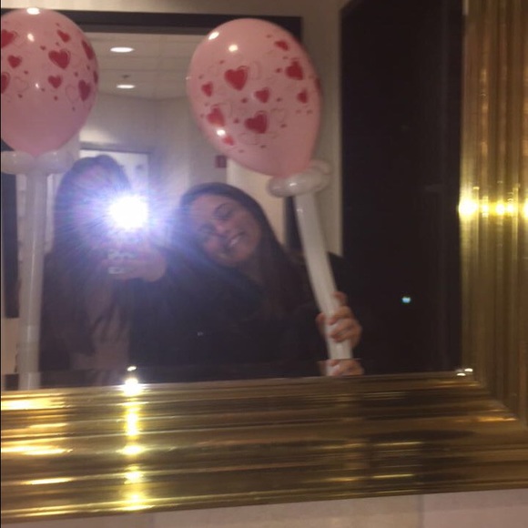 Meet your Posher, Lauren - Picture 1 of 1