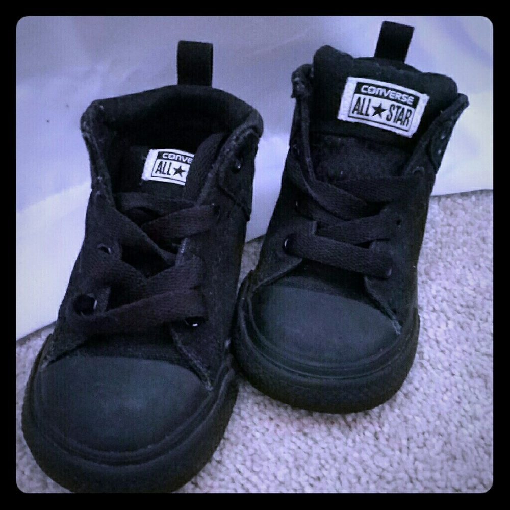 Infant converse slightly worn still in box