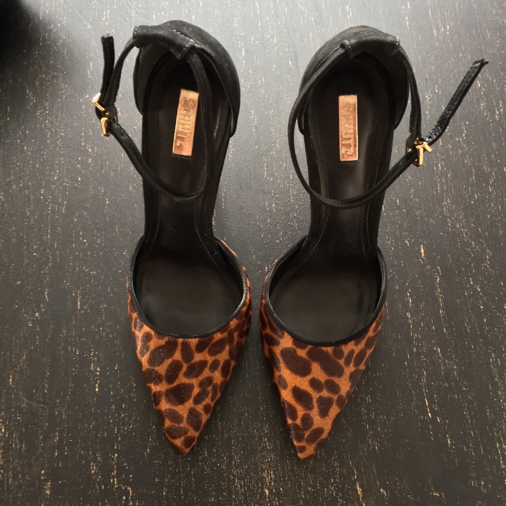 Schutz Irma Black/Jaguar Heel (size 6M)