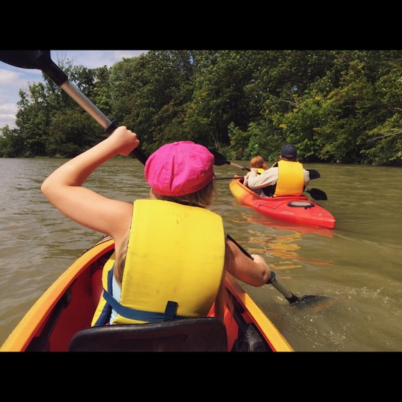 Meet your Posher, Melissa - Picture 2 of 4