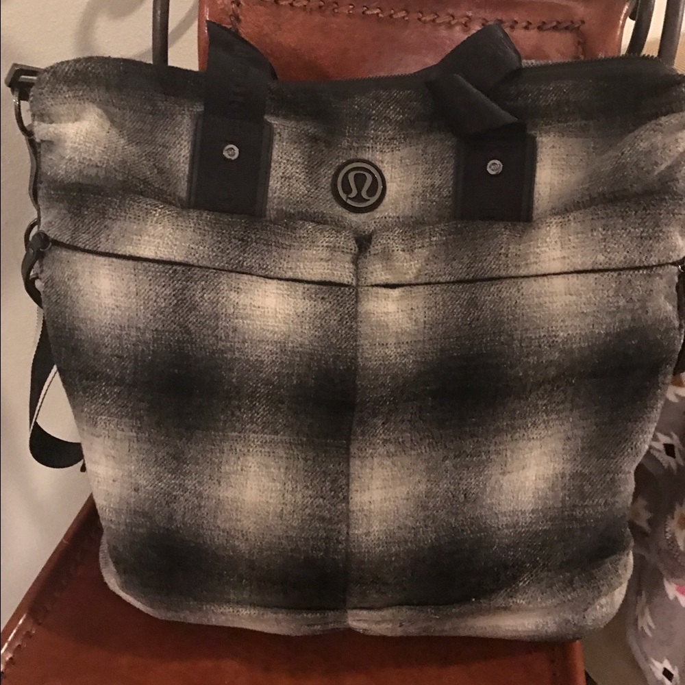 Lululemon Gum Bag