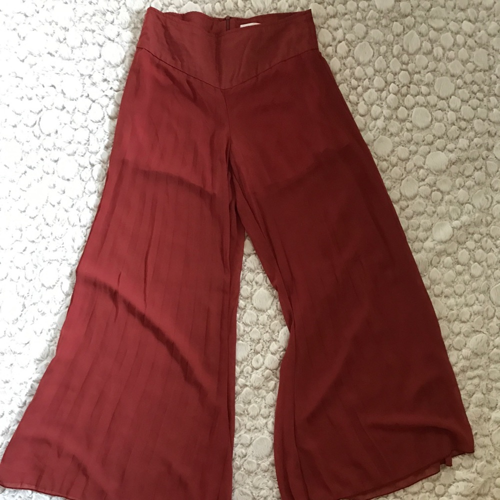 High waisted pants
