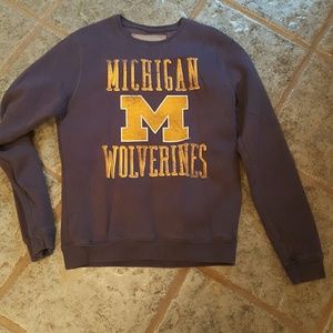 Michigan wolverines sweatshirt