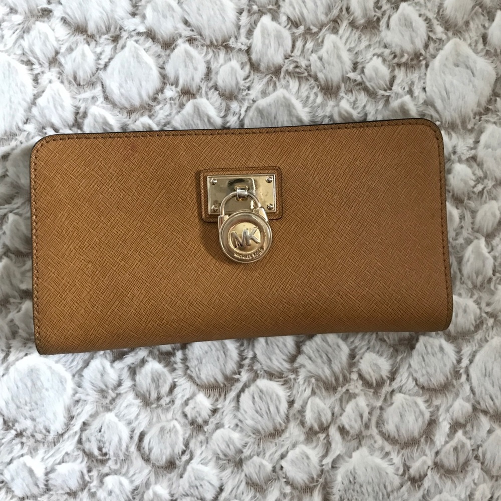 Michael Kors wallet