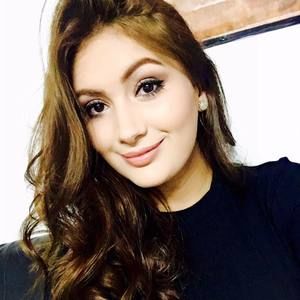 Meet your Posher, Catarina