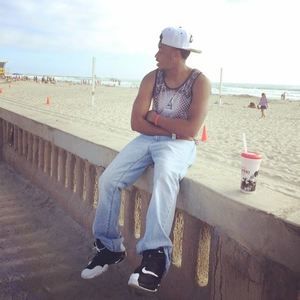 Meet your Posher, Cameron