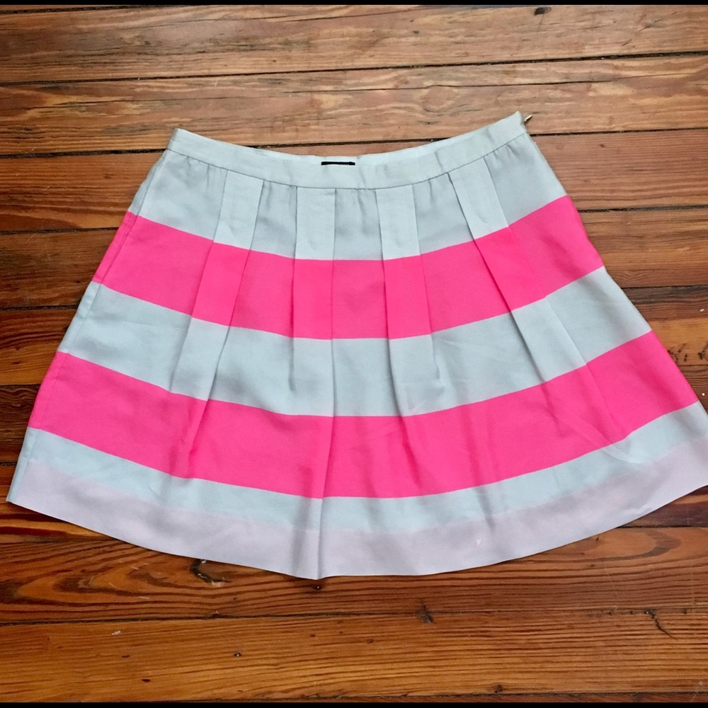 J Crew skirt, fun and flirty 🌸🌺💋🎀💕