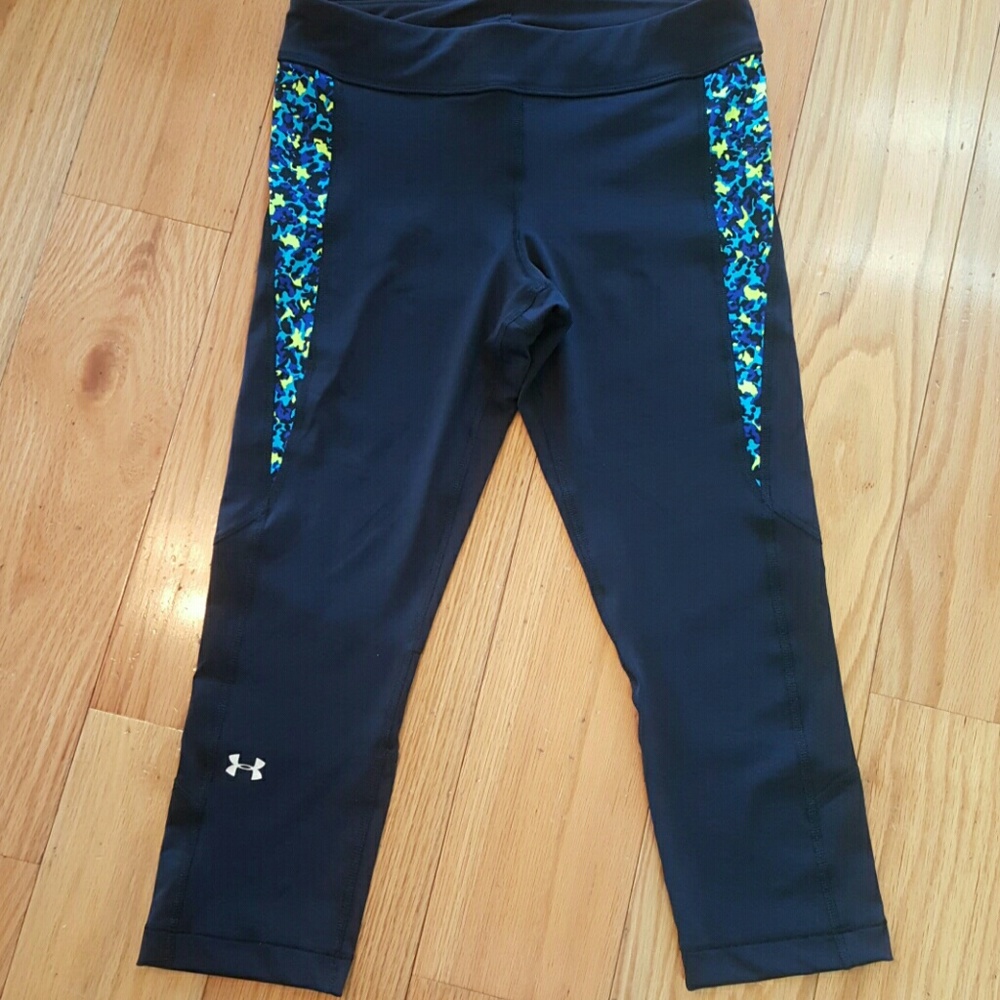 Under armour crops