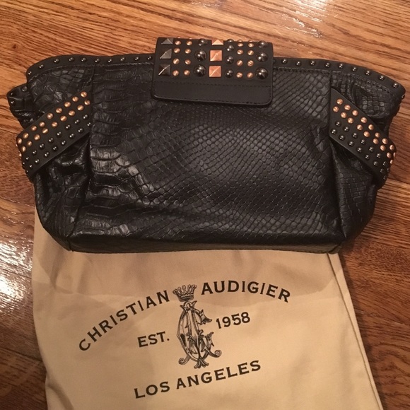 LIKE NEW black CHRISTIAN AUDIGIER clutch w/metal!! - Picture 2 of 4
