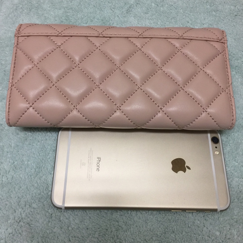 new Michael Kors Astrid lamb leather wallet - Picture 2 of 7
