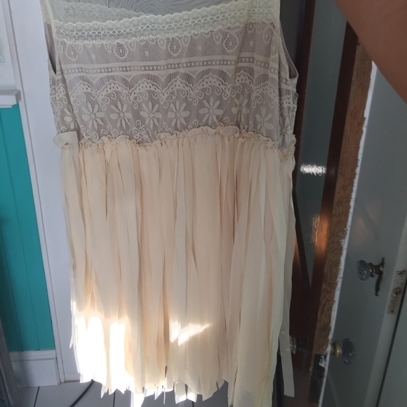 Boho Baby Doll dress! - Picture 3 of 3