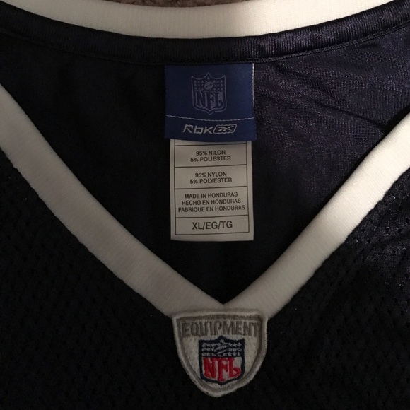 Tomlinson Chargers Jersey - Picture 3 of 4