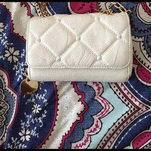 Hand bag