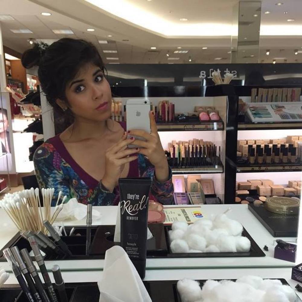 Meet your Posher, Nathalie