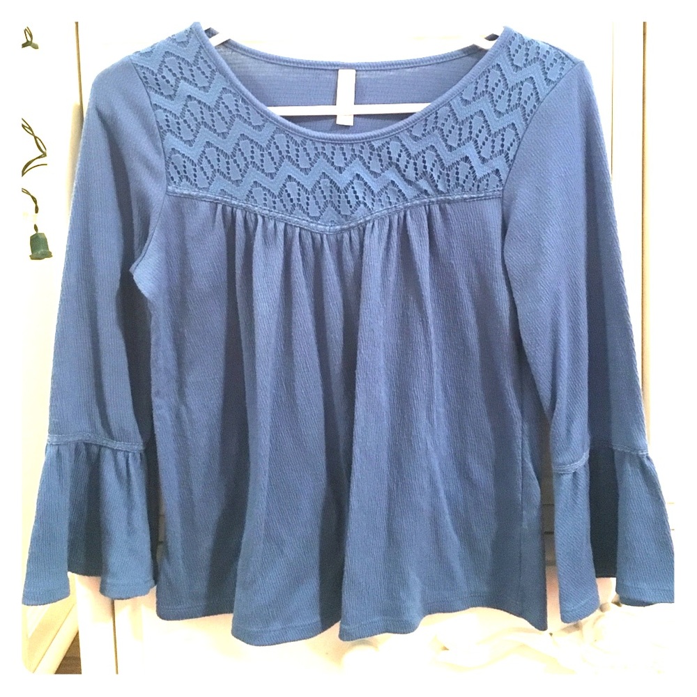 Blue long sleeve top