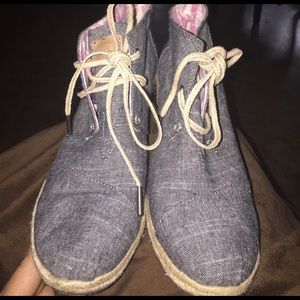 Toms desert  wedge denim size 10