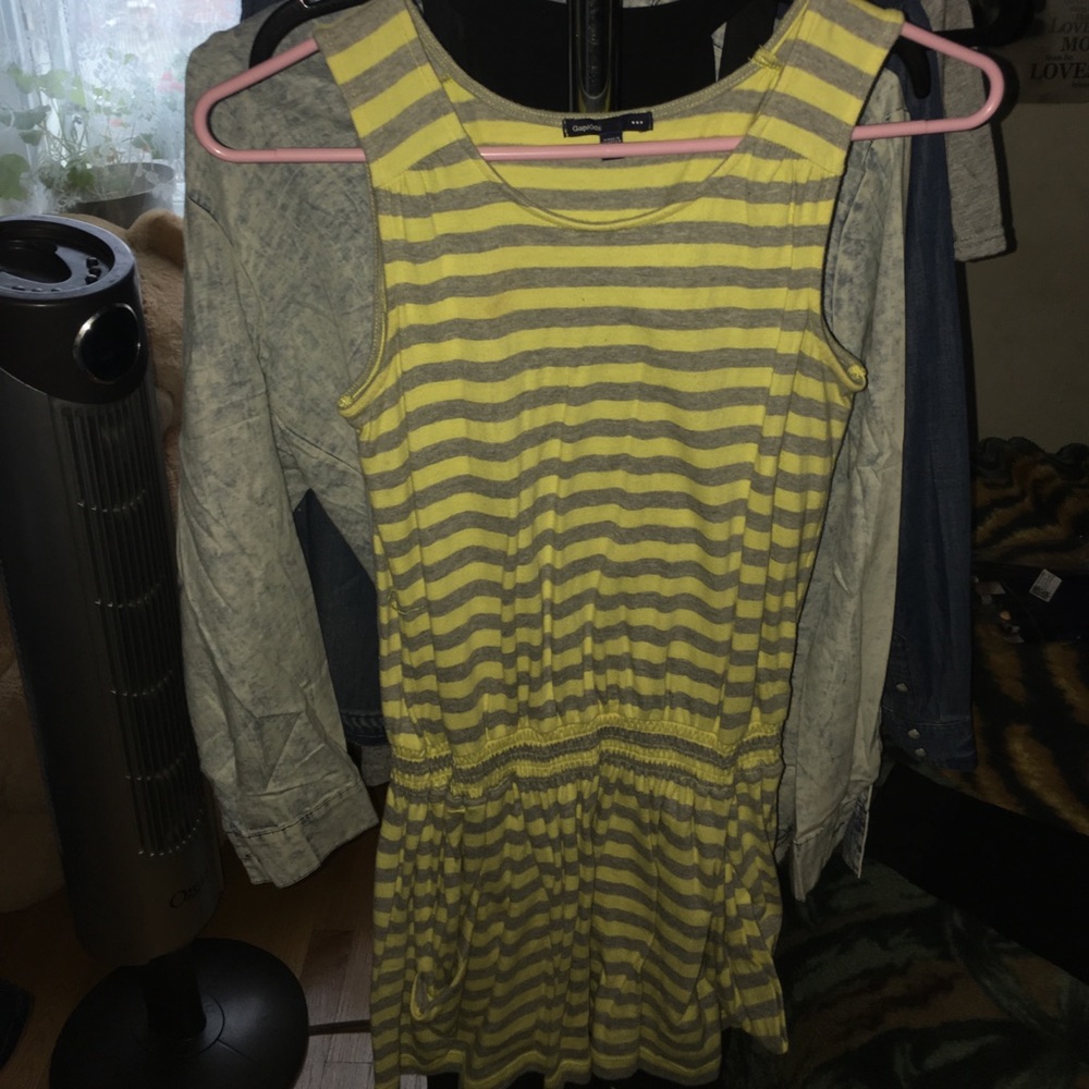 Stripped gap kids dress (negotiable )