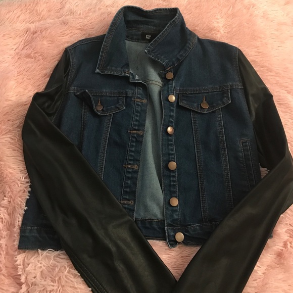 Denim jacket with faux leather sleeves - Picture 1 of 4
