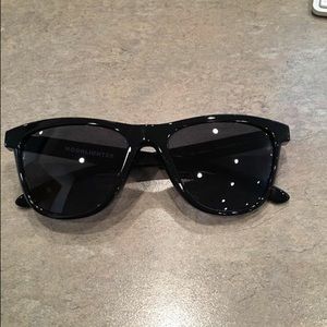 Women's Oakley Moonlighter sunglasses.